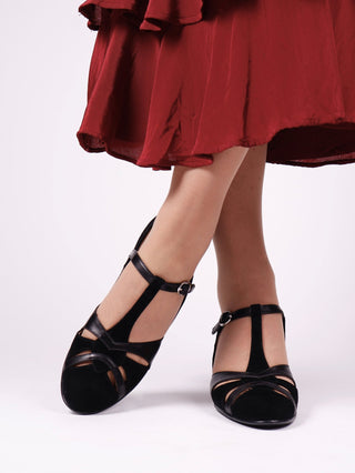 1930s evening shoe with T - strap - Black - Wilma - memery