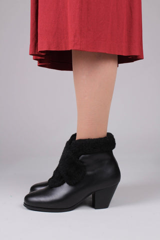 40s and 50s style pump booties with wool - Black - Maria - memery