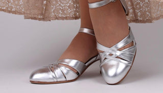 Vintage Leather-Soled Dance Shoes: Essentials for Swing Dancers and Lindy Hoppers - memery