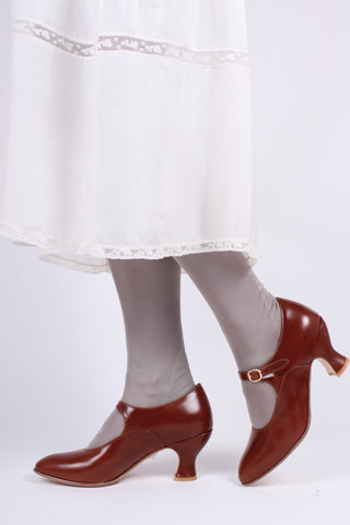 1920's inspired Mary Jane pumps - Cognac brown - Yvonne - memery