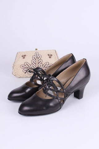 1930s everyday lace - up medium high heels - black - Eva - memery