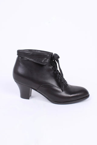 1930s style leather lace - up ankle boot - Black - Betty - memery