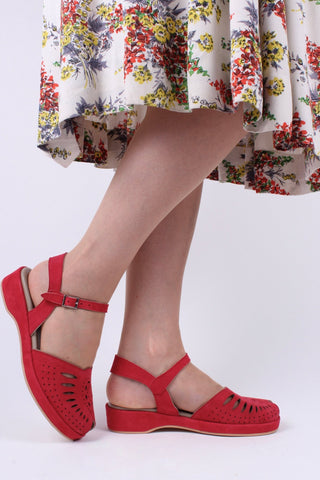 1940s / 50s style suede wedge - Red - Ella - memery