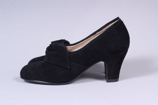 1940s style suede pumps with a rosette - Black - Luise - memery