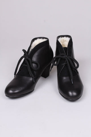 1940s style winter ankle boots - Black - Lillie - memery