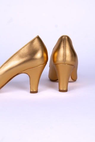 1950's court shoe with peep-toe - Gold - Audrey