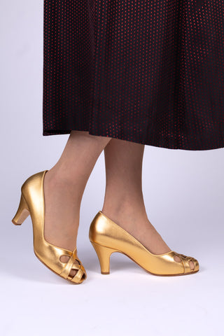 1950's court shoe with peep-toe - Gold - Audrey