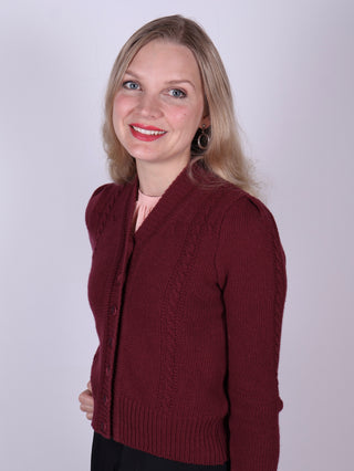 Cute and feminine cable knit 1940s cardigan - Merino - Burgundy - Astrid