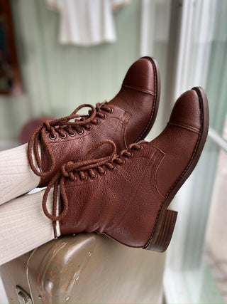 1940s Women's Military Boots - Brown - Robbie