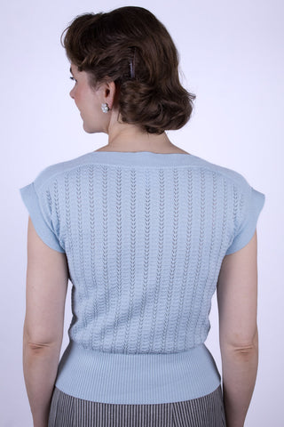 1950s style cap-sleeved jumper in fine lace knit - Pastel blue - Iris