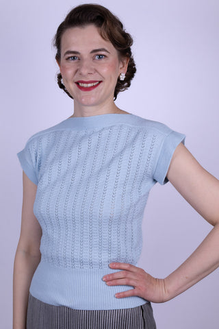 1950s style cap-sleeved jumper in fine lace knit - Pastel blue - Iris