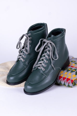 1930s / 1940s Winter Snow Boots with Lambswool Lining – Green – Rita